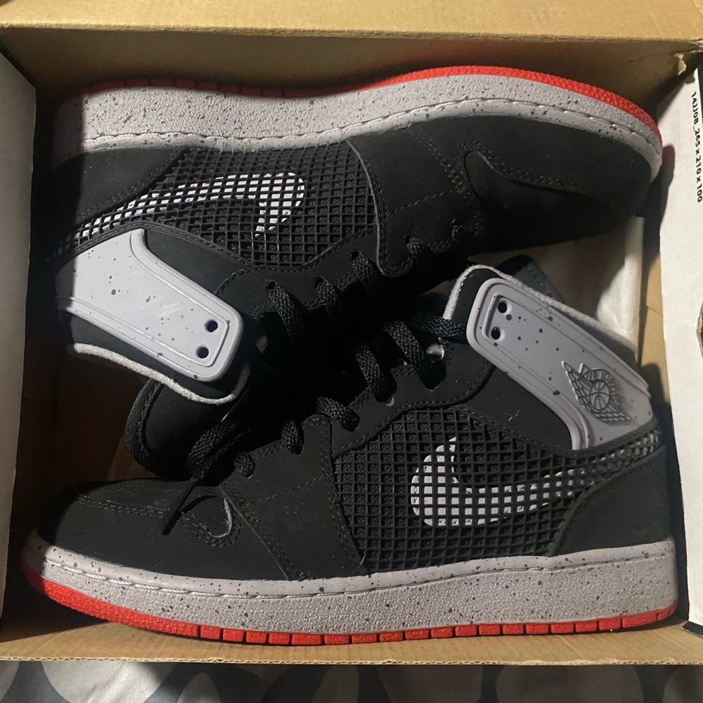 Brand new worn maybe twice